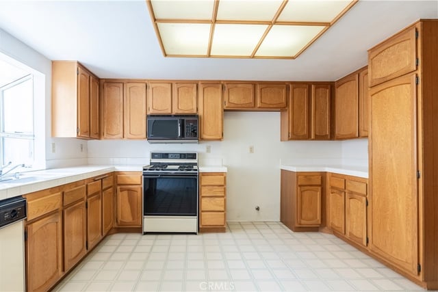2300 Maple 181, Torrance, CA 90503 — photo 15 of 49