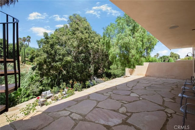 1102 W 6th, San Pedro, CA 90731 — photo 11 of 57