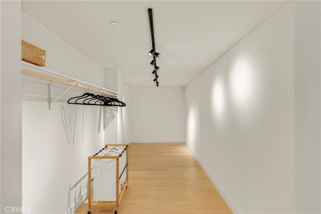 1102 W 6th, San Pedro, CA 90731 — photo 12 of 57