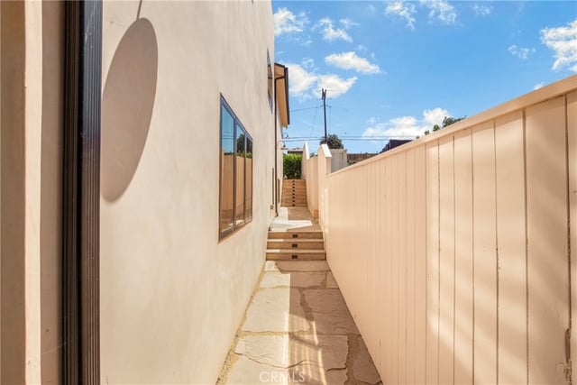 1102 W 6th, San Pedro, CA 90731 — photo 19 of 57