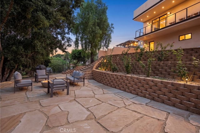 1102 W 6th, San Pedro, CA 90731 — photo 4 of 57