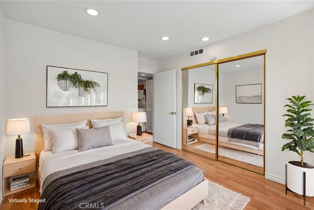 460 Salem 17, Glendale, CA 91203 — photo 4 of 20