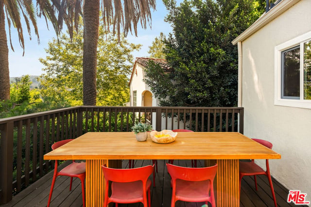 3141 E La Suvida Drive, Los Angeles, CA 90068 — photo 17 of 48