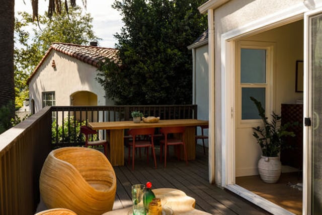 3141 E La Suvida Drive, Los Angeles, CA 90068 — photo 18 of 48