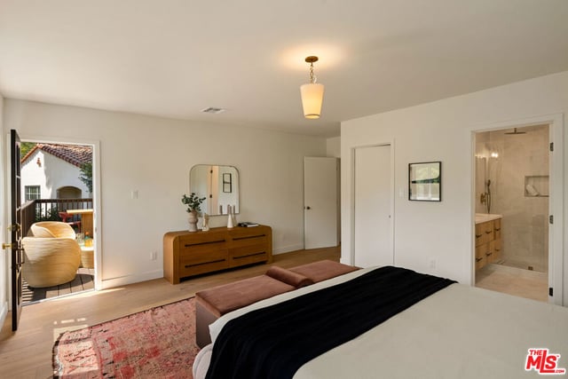 3141 E La Suvida Drive, Los Angeles, CA 90068 — photo 24 of 48