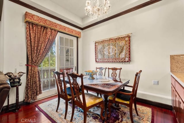 5369 Medina Road, Woodland Hills, CA 91364 — photo 12 of 72
