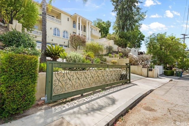 5369 Medina Road, Woodland Hills, CA 91364 — photo 2 of 72