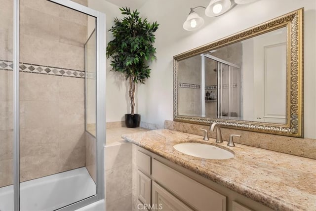 5369 Medina Road, Woodland Hills, CA 91364 — photo 43 of 72