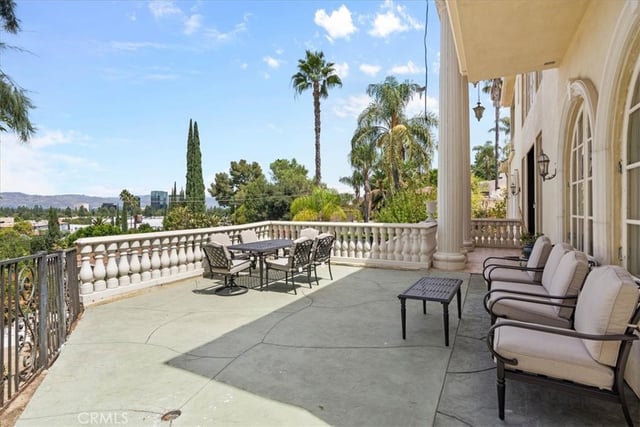 5369 Medina Road, Woodland Hills, CA 91364 — photo 53 of 72