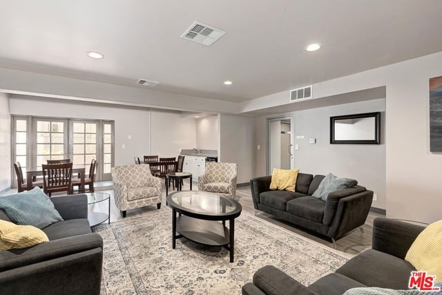 801 Ocean Avenue 206, Santa Monica, CA 90403 — photo 33 of 35