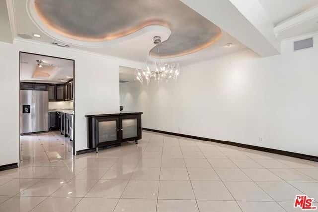 801 Ocean Avenue 206, Santa Monica, CA 90403 — photo 9 of 35