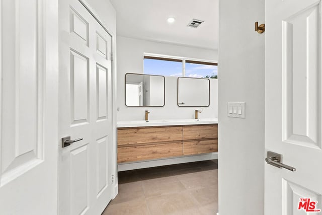 9400 Aqueduct Avenue, Los Angeles, CA 91343 — photo 24 of 31