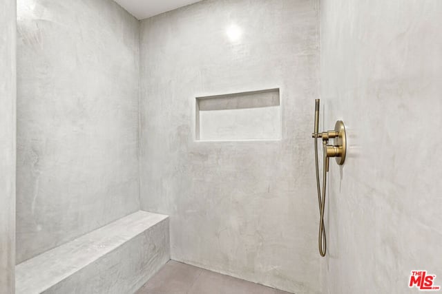 9400 Aqueduct Avenue, Los Angeles, CA 91343 — photo 25 of 31