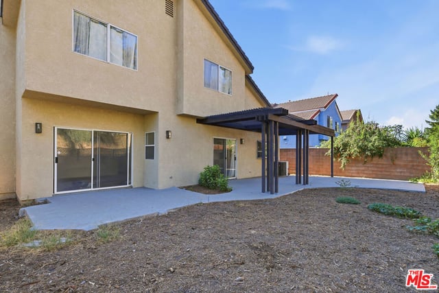 9400 Aqueduct Avenue, Los Angeles, CA 91343 — photo 27 of 31