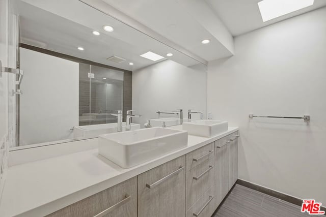 1121 N Olive Drive 302, West Hollywood, CA 90069 — photo 26 of 34