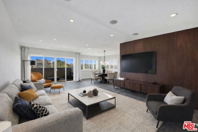 1121 N Olive Drive 302, West Hollywood, CA 90069 — photo 5 of 34
