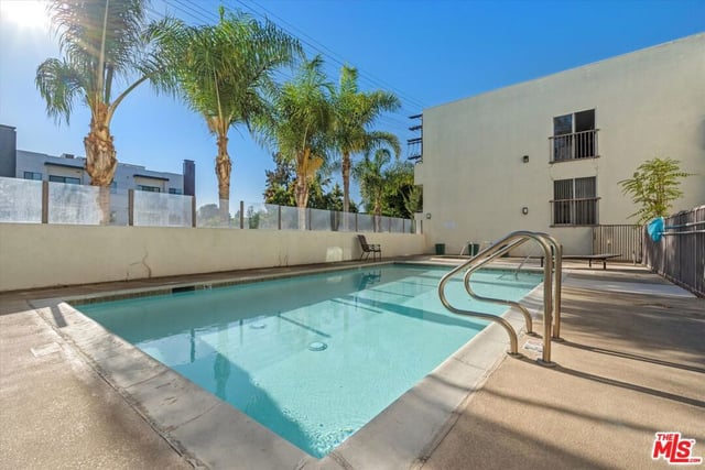 4702 Fulton Avenue 202, Sherman Oaks, CA 91423 — photo 21 of 22