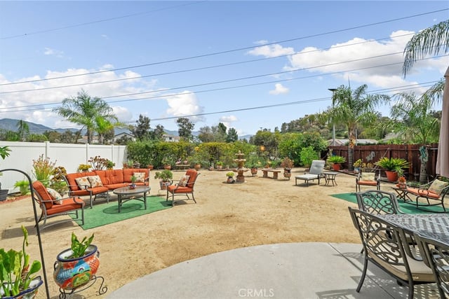 12200 Canyon Hill Avenue, Sylmar, CA 91342 — photo 31 of 34