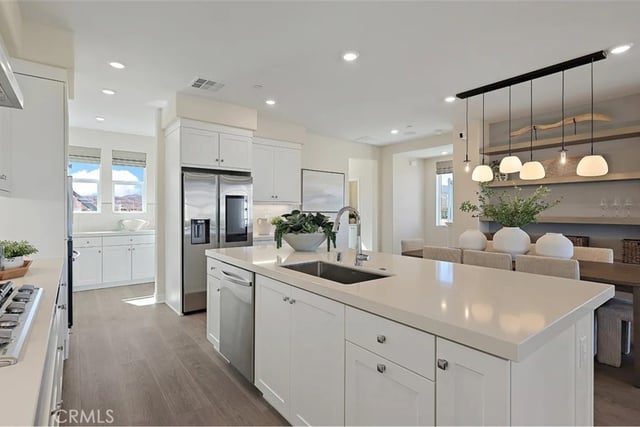 26881 Rugged Ridge Lane, Valencia, CA 91381 — photo 3 of 25