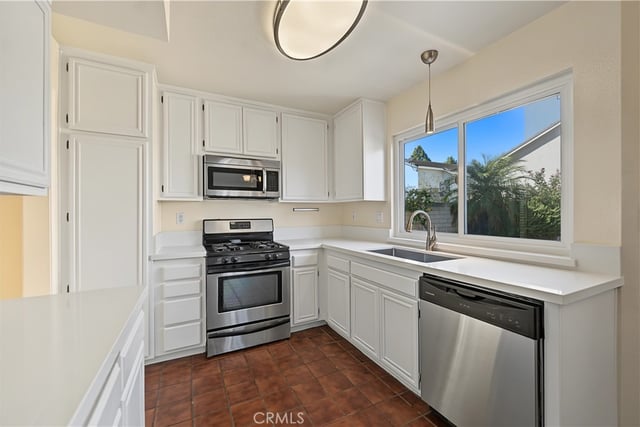 4431 Honeyglen Court, Moorpark, CA 93021 — photo 21 of 49