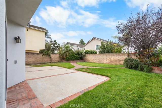 4431 Honeyglen Court, Moorpark, CA 93021 — photo 9 of 49