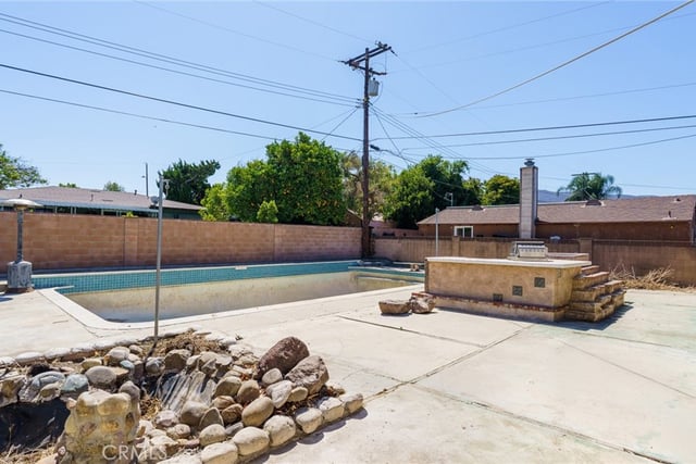 1048 Vallejo Avenue, Simi Valley, CA 93065 — photo 14 of 15