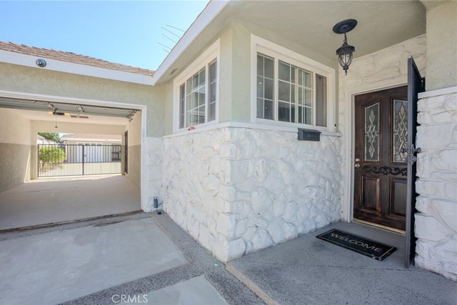 7826 Arnett Street, Downey, CA 90241 — photo 4 of 34