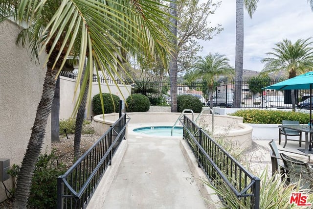 630 Kingswood Lane A, Simi Valley, CA 93065 — photo 11 of 50
