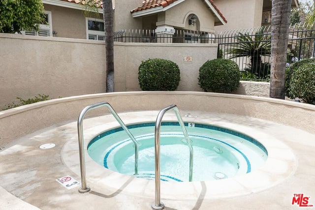 630 Kingswood Lane A, Simi Valley, CA 93065 — photo 15 of 50