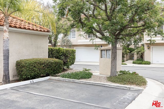 630 Kingswood Lane A, Simi Valley, CA 93065 — photo 16 of 50