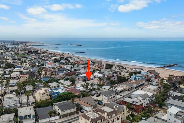 1149 Winthrop Lane, Ventura, CA 93001 — photo 4 of 32