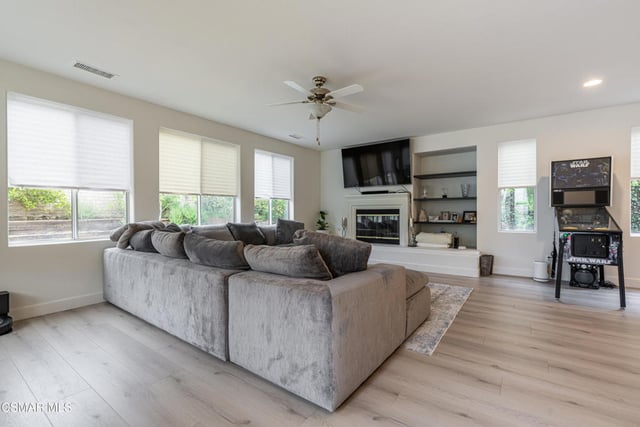 5314 Via Dolores, Newbury Park, CA 91320 — photo 8 of 30