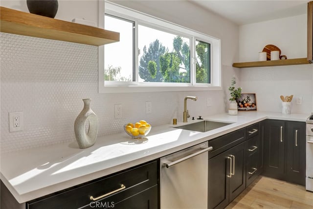 5218 Barker Drive, Los Angeles, CA 90042 — photo 10 of 36
