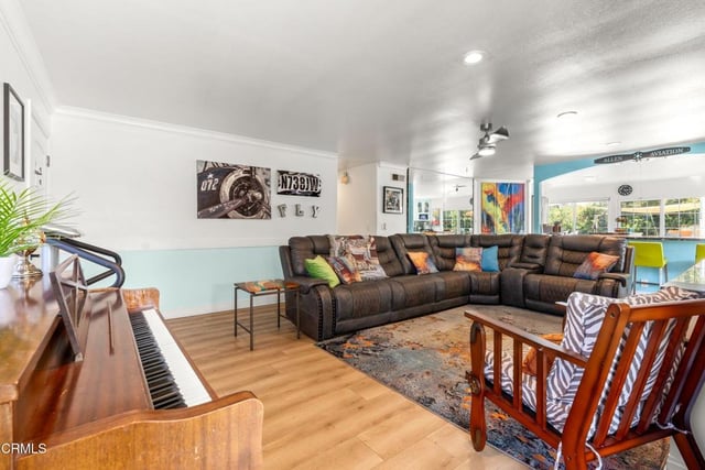 6994 Swan Street, Ventura, CA 93003 — photo 8 of 71