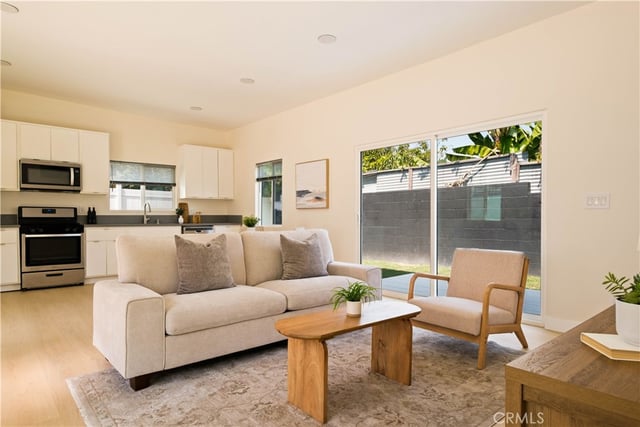 5334 Chesley Avenue, Los Angeles, CA 90043 — photo 22 of 26