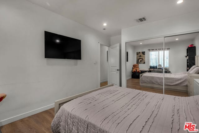 6729 Ensign Avenue, Los Angeles, CA 91606 — photo 19 of 33