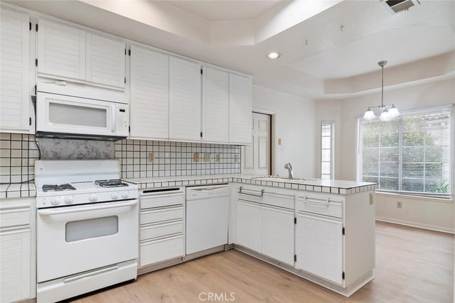 2117 Bermuda Dunes, Oxnard, CA 93036 — photo 6 of 28