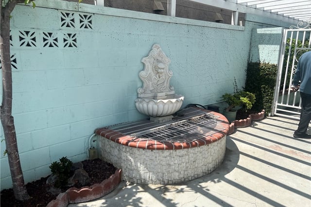 1259 S. Arizona Ave., Los Angeles, CA 90022 — photo 4 of 11