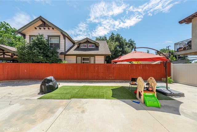 658 E. Phillips Boulevard, Pomona, CA 91766 — photo 17 of 36
