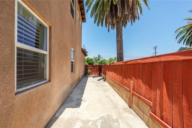 658 E. Phillips Boulevard, Pomona, CA 91766 — photo 18 of 36