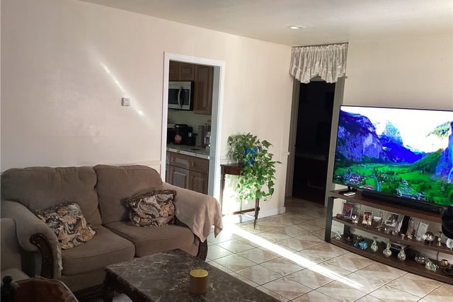 43012 36th St W W, Lancaster, CA 93536 — photo 4 of 18