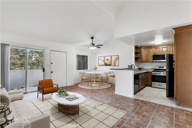 13144 Bromont Avenue 46, Sylmar, CA 91342 — photo 2 of 23