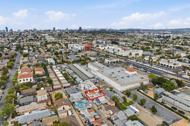 400 E 21st, Long Beach, CA 90806 — photo 18 of 53
