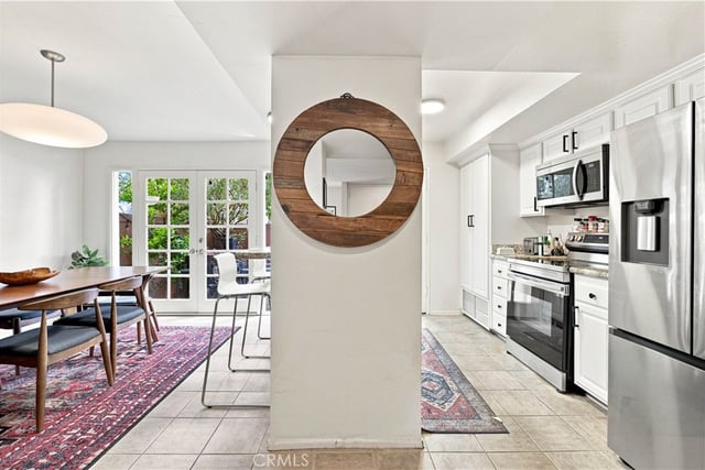 27511 Endeavor St, Agoura Hills, CA 91301 — photo 11 of 42