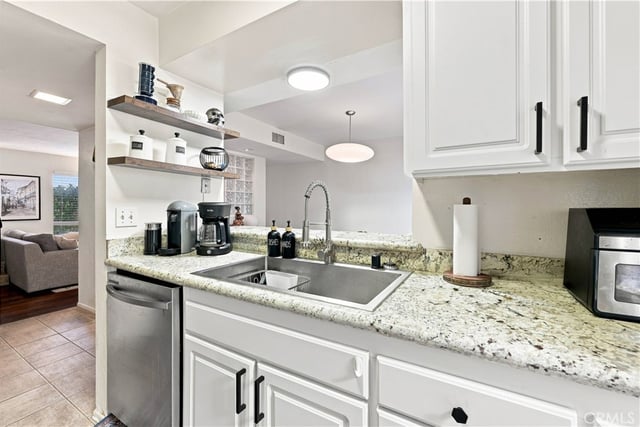 27511 Endeavor St, Agoura Hills, CA 91301 — photo 16 of 42