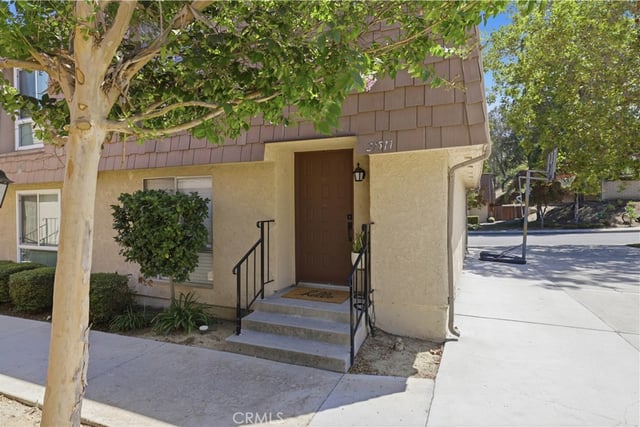 27511 Endeavor St, Agoura Hills, CA 91301 — photo 3 of 42