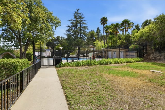 27511 Endeavor St, Agoura Hills, CA 91301 — photo 35 of 42