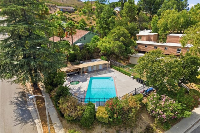 27511 Endeavor St, Agoura Hills, CA 91301 — photo 36 of 42