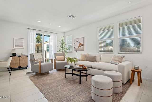 5075 Manzano Street, Camarillo, CA 93012 — photo 2 of 29