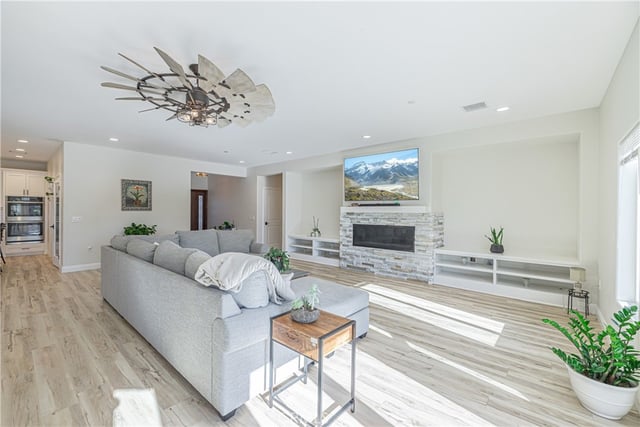 42620 25th W, Lancaster, CA 93536 — photo 10 of 40